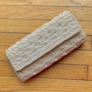 Vintage White Woven Bead Illusion Clutch
